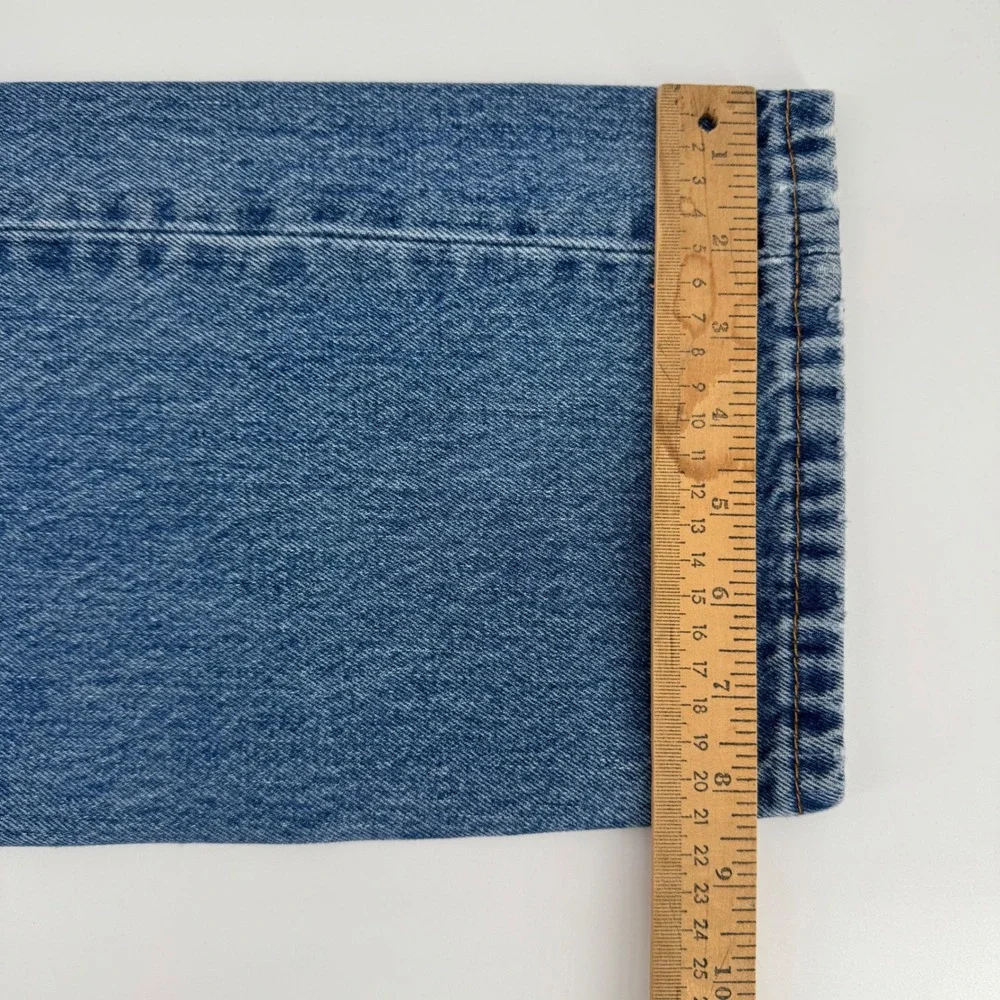 Levi's 505 Regular Fit Jeans Mens 32x30 Blue Medium Wash Straight Leg Denim